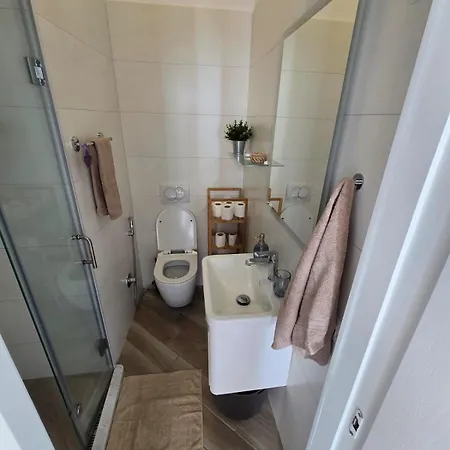 Sunny Sea View Apartment- Golem,durres 公寓 Durrës