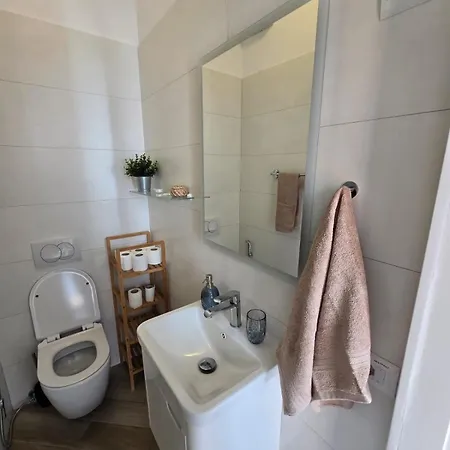Sunny Sea View Apartment- Golem,durres *